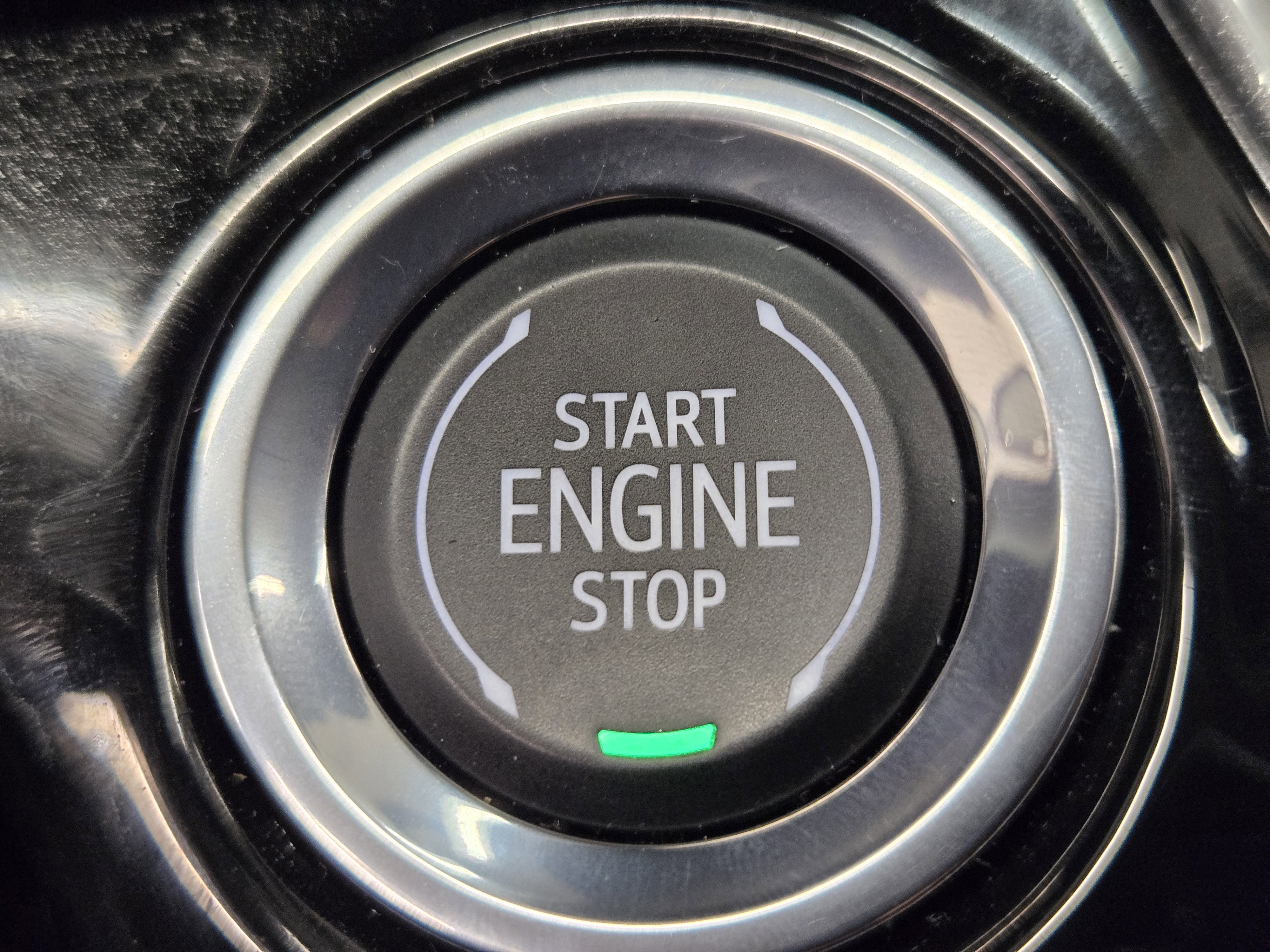 Used 2025 Chevrolet Trax ACTIV FWD image 22