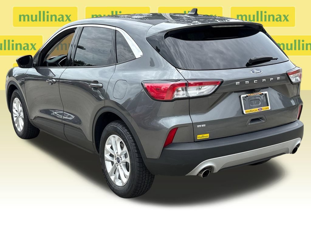 Certified 2022 Ford Escape SE FWD image 9
