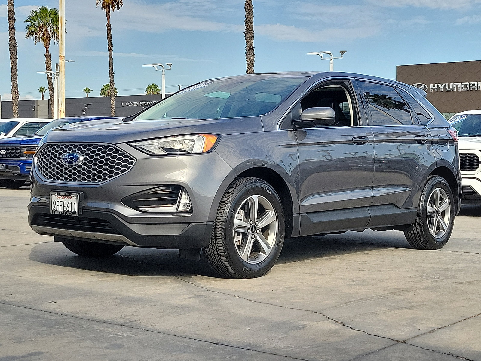 Certified 2023 Ford Edge SEL w/ Convenience Package AWD/4WD image 1