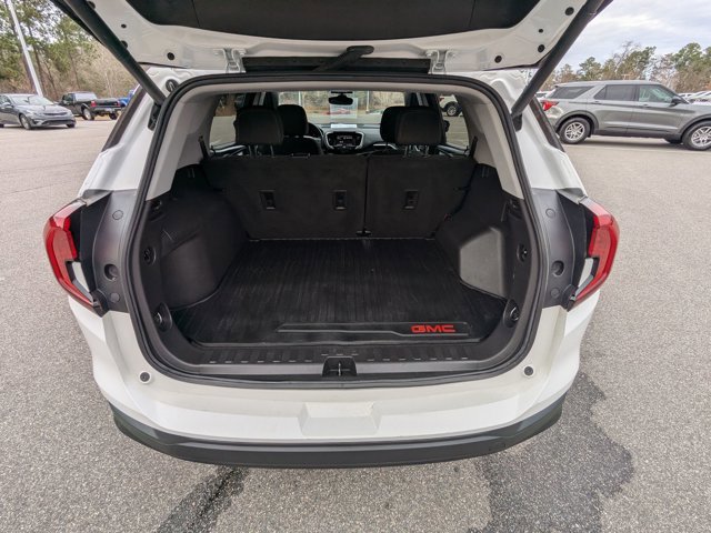 Used 2022 GMC Terrain SLE w/ Driver Convenience Package image 34