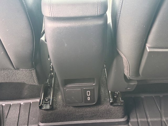 Used 2023 Buick Encore GX Select w/ Sport Touring Package FWD image 7