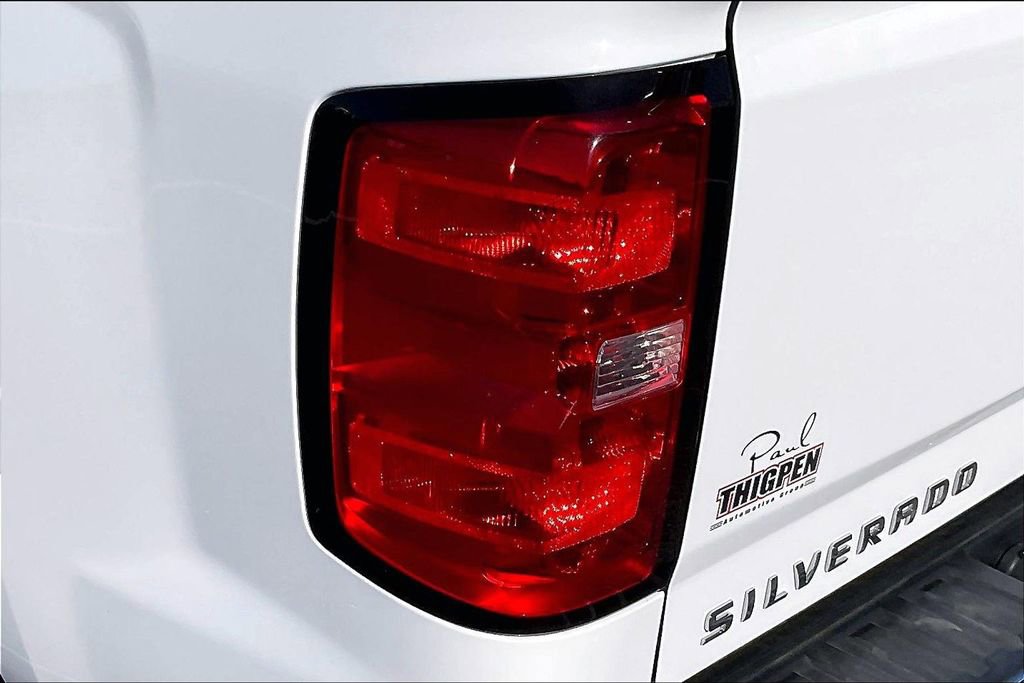 Used 2017 Chevrolet Silverado 1500 LT w/ All Star Edition RWD image 30