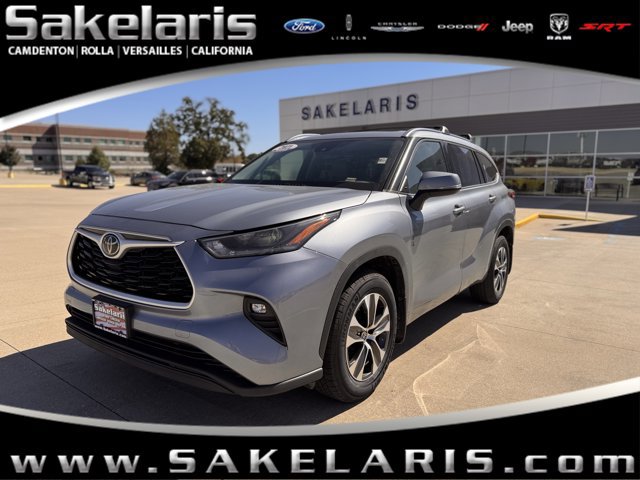 Used 2021 Toyota Highlander XLE