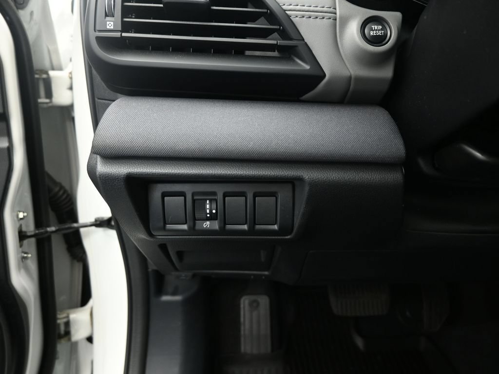 Used 2021 Subaru Outback Premium AWD/4WD image 11