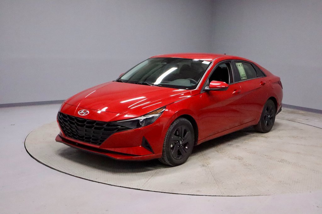 Used 2021 Hyundai Elantra SEL image 7