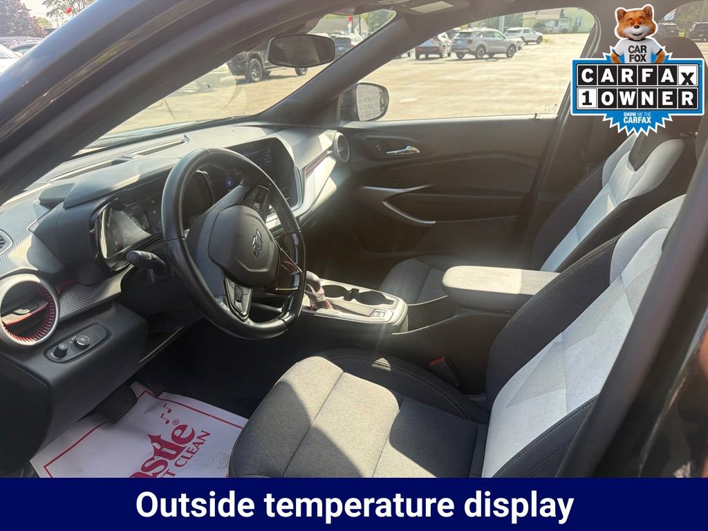 Used 2024 Chevrolet Trax RS FWD image 25