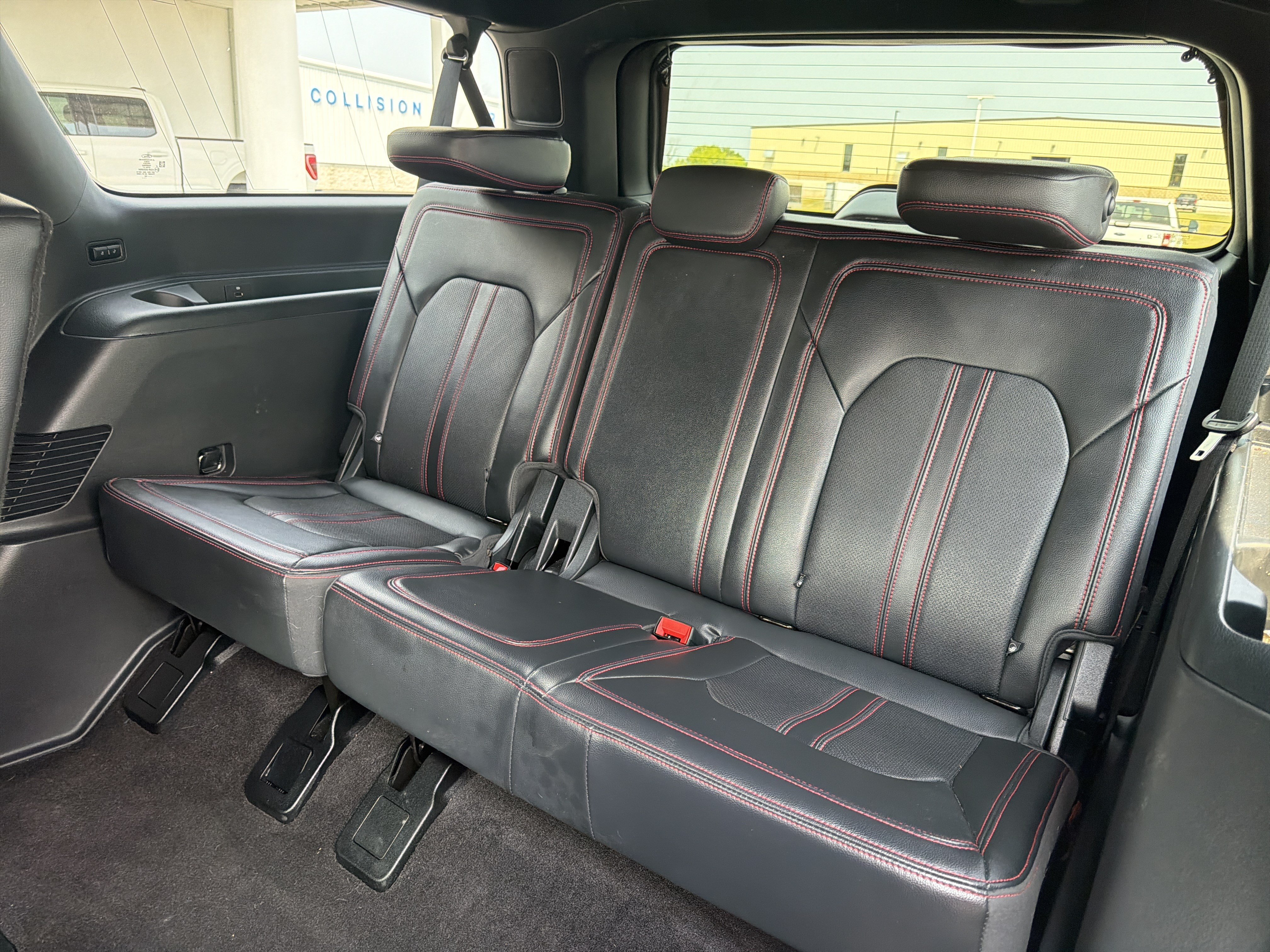 Certified 2023 Ford Expedition Max Limited AWD/4WD image 5