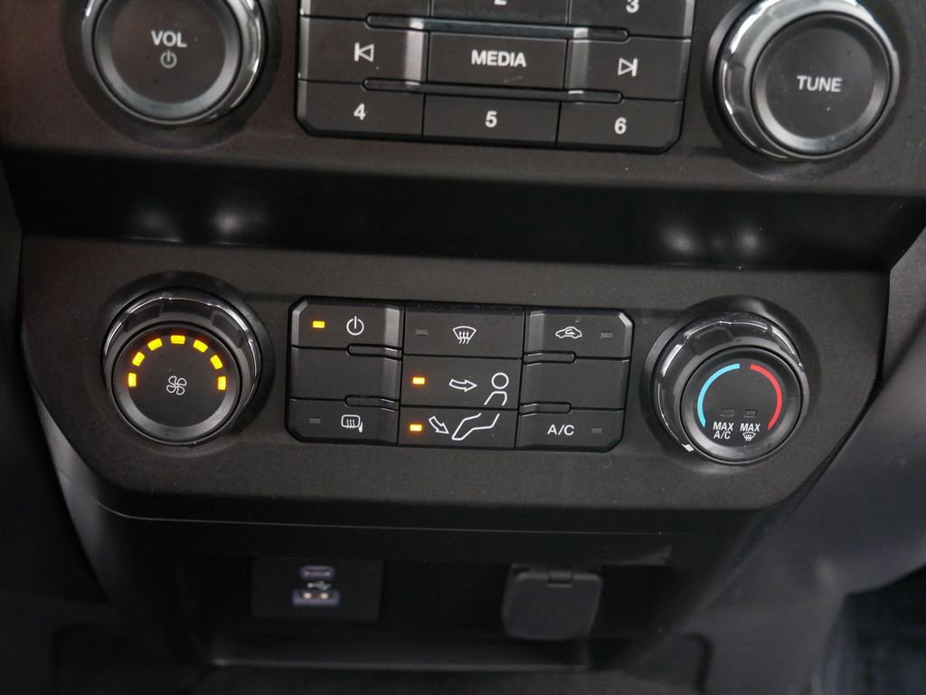 Certified 2020 Ford F350 XLT AWD/4WD image 21