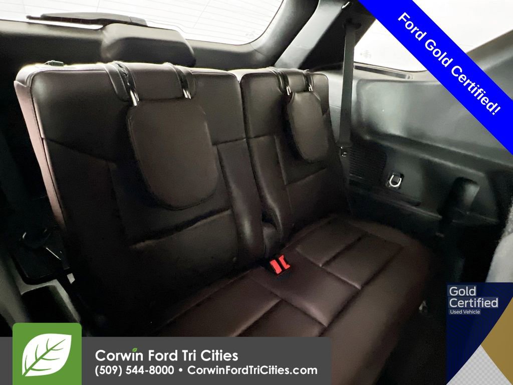 Certified 2025 Ford Explorer Platinum w/ LUX Leather Package image 16