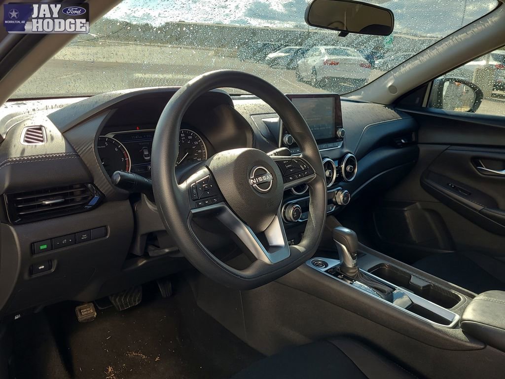 Used 2024 Nissan Sentra SV image 10