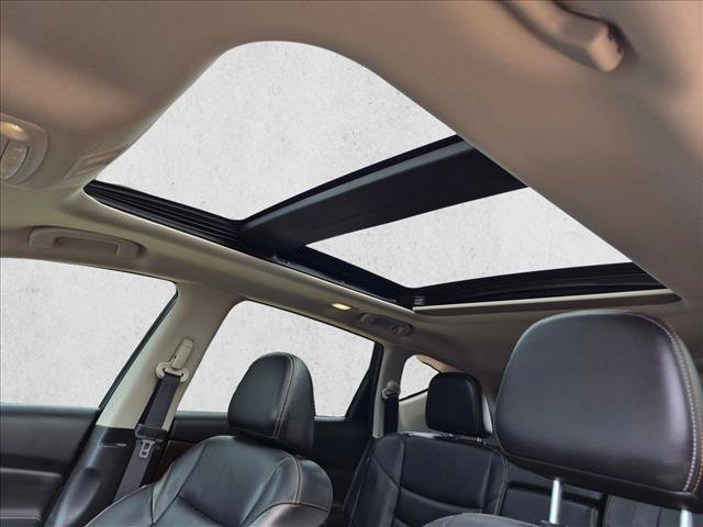 Used 2021 Nissan Murano Platinum w/ Cargo Package FWD image 16