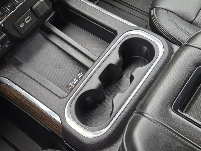 Used 2019 Chevrolet Silverado 1500 High Country AWD/4WD image 19