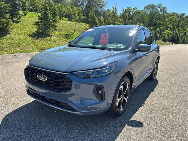 Certified 2024 Ford Escape ST-Line Elite w/ Premium Technology Package AWD/4WD image 8