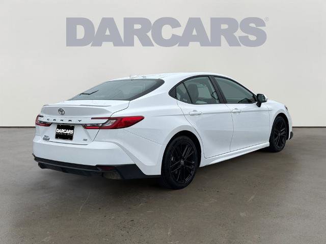 Used 2025 Toyota Camry SE FWD image 3