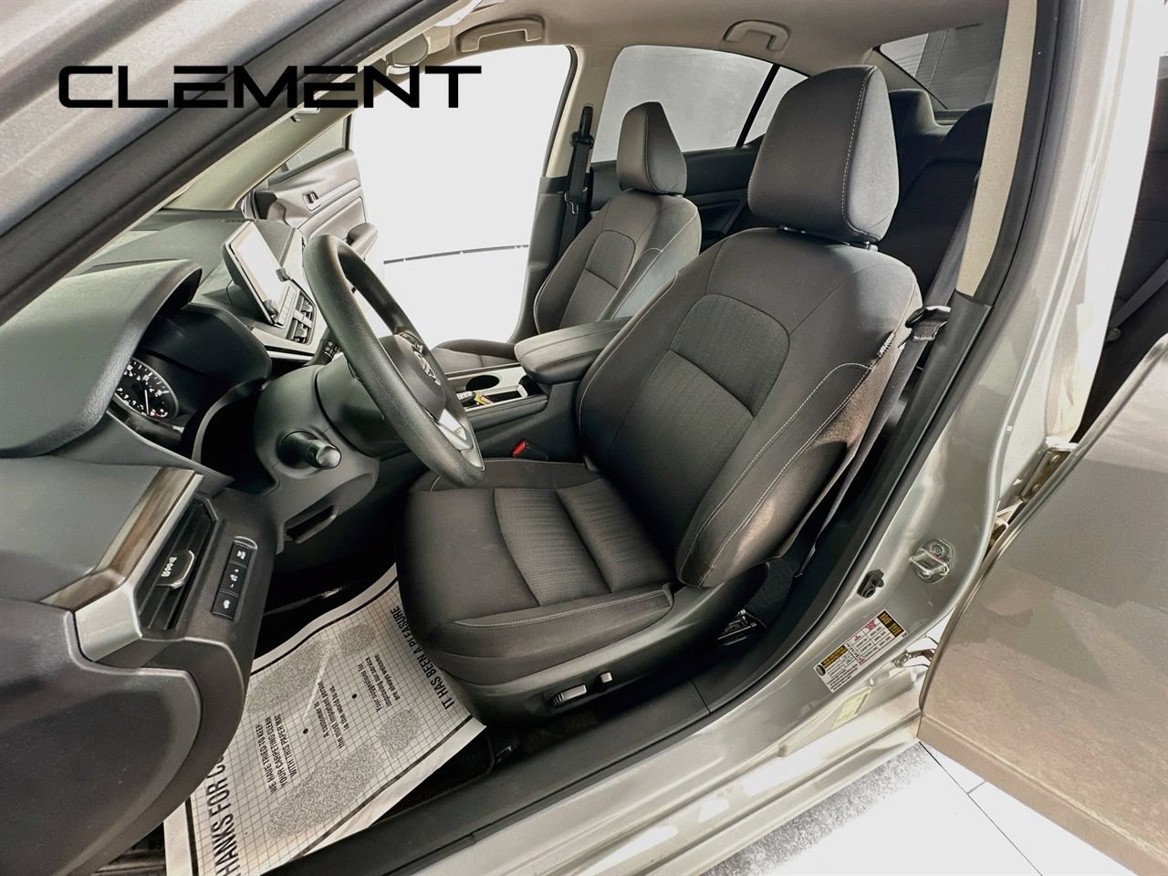 Used 2023 Nissan Altima 2.5 SV FWD image 28
