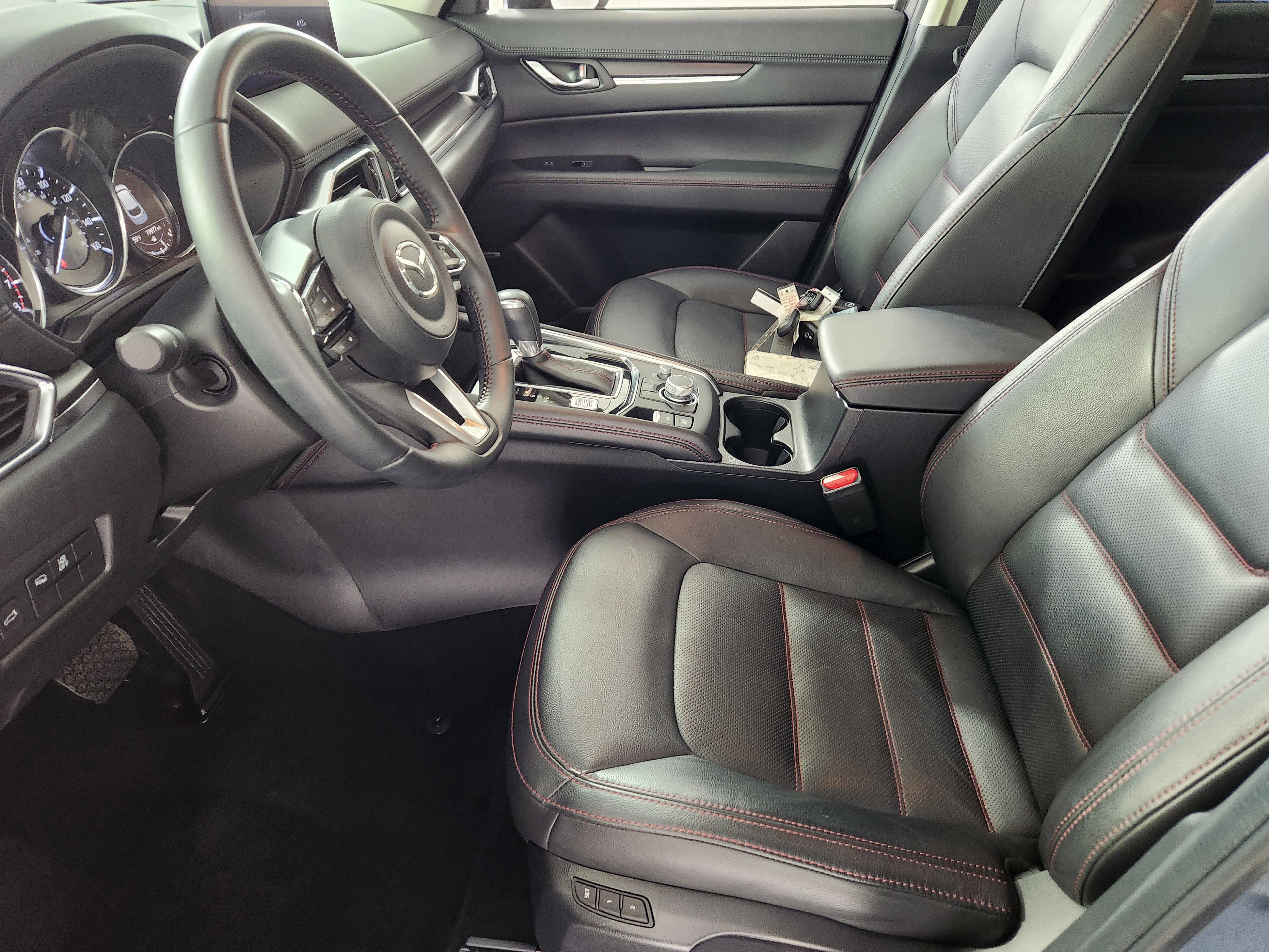 Used 2023 MAZDA CX-5 Carbon Edition image 11