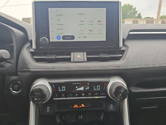 Used 2025 Toyota RAV4 XLE FWD image 19