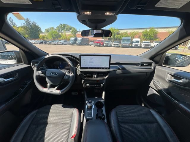 Certified 2024 Ford Escape ST-Line w/ Tech Pack #1 AWD/4WD image 18