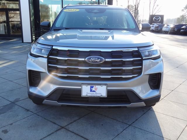 Certified 2025 Ford Explorer Active AWD/4WD image 7