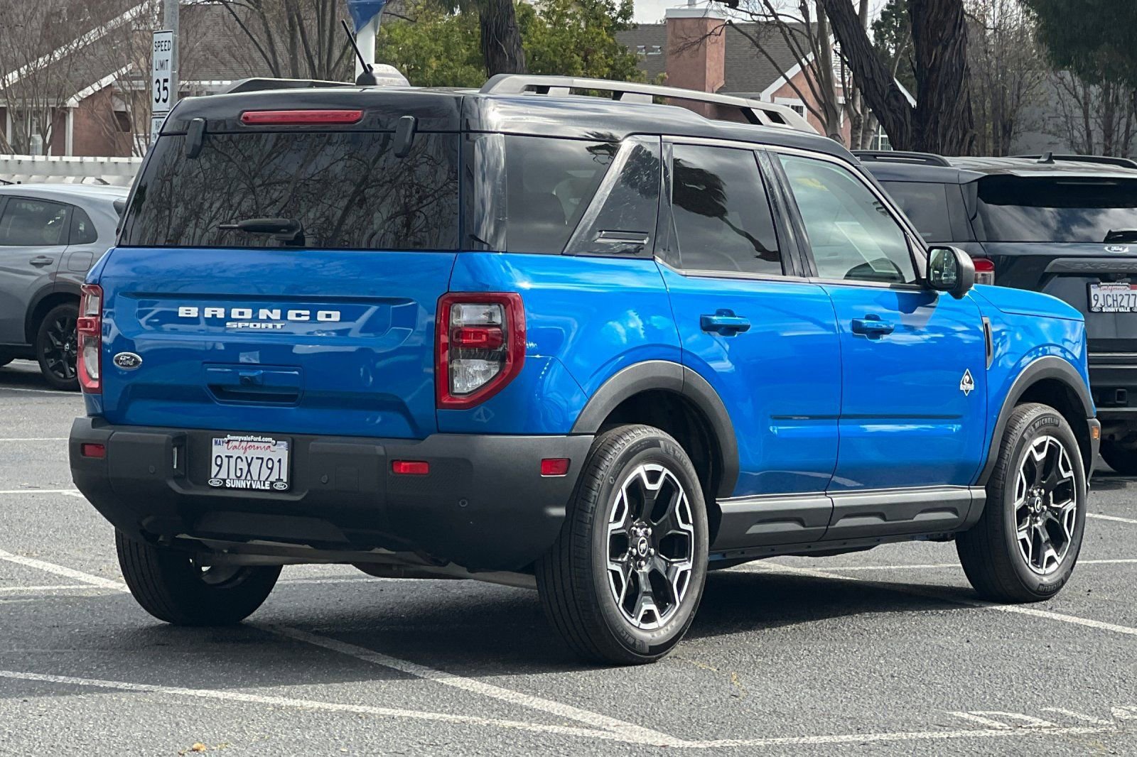 Certified 2025 Ford Bronco Sport Outer Banks w/ Outer Banks Tech Package+ image 5