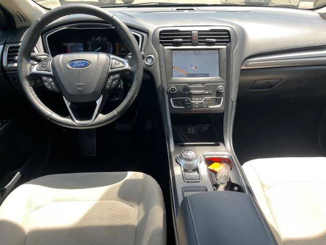 Certified 2019 Ford Fusion SE w/ Equipment Group 151A FWD image 6