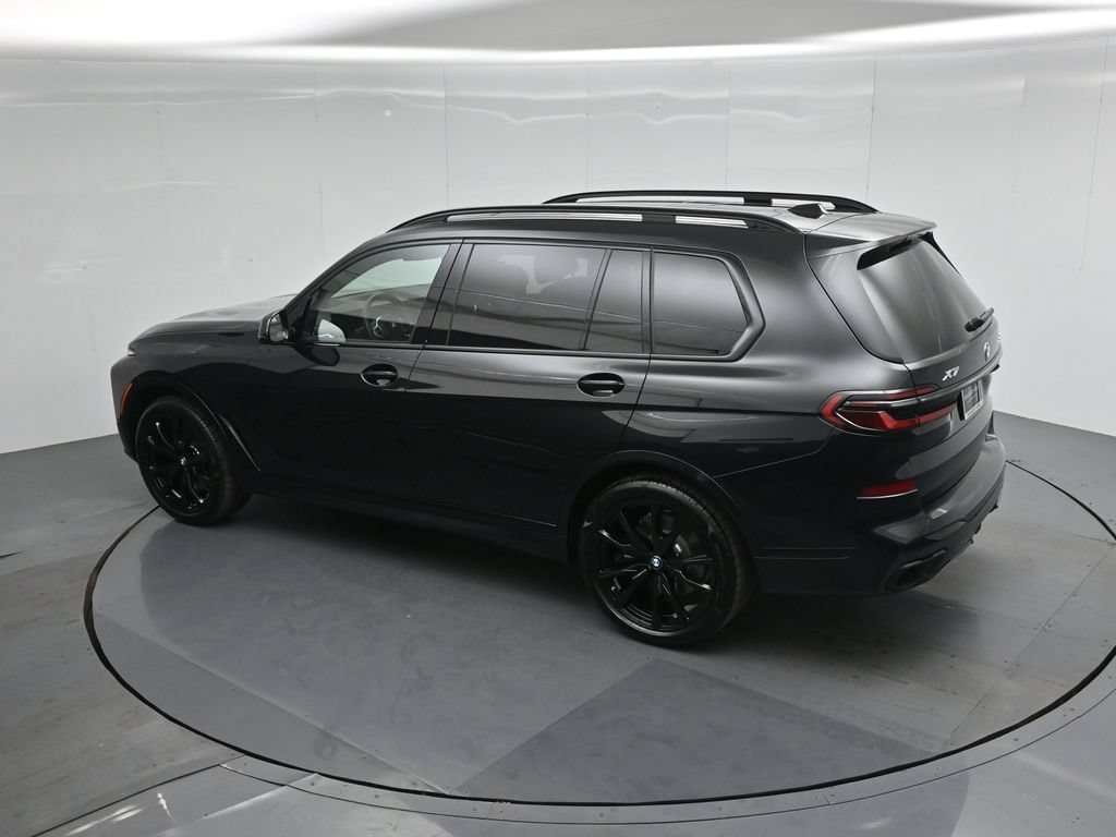 Used 2026 BMW X7 xDrive40i w/ Executive Package AWD/4WD image 47