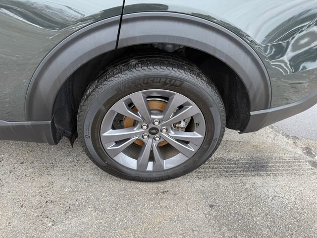 Certified 2022 Ford Explorer XLT w/ Equipment Group 202A image 21