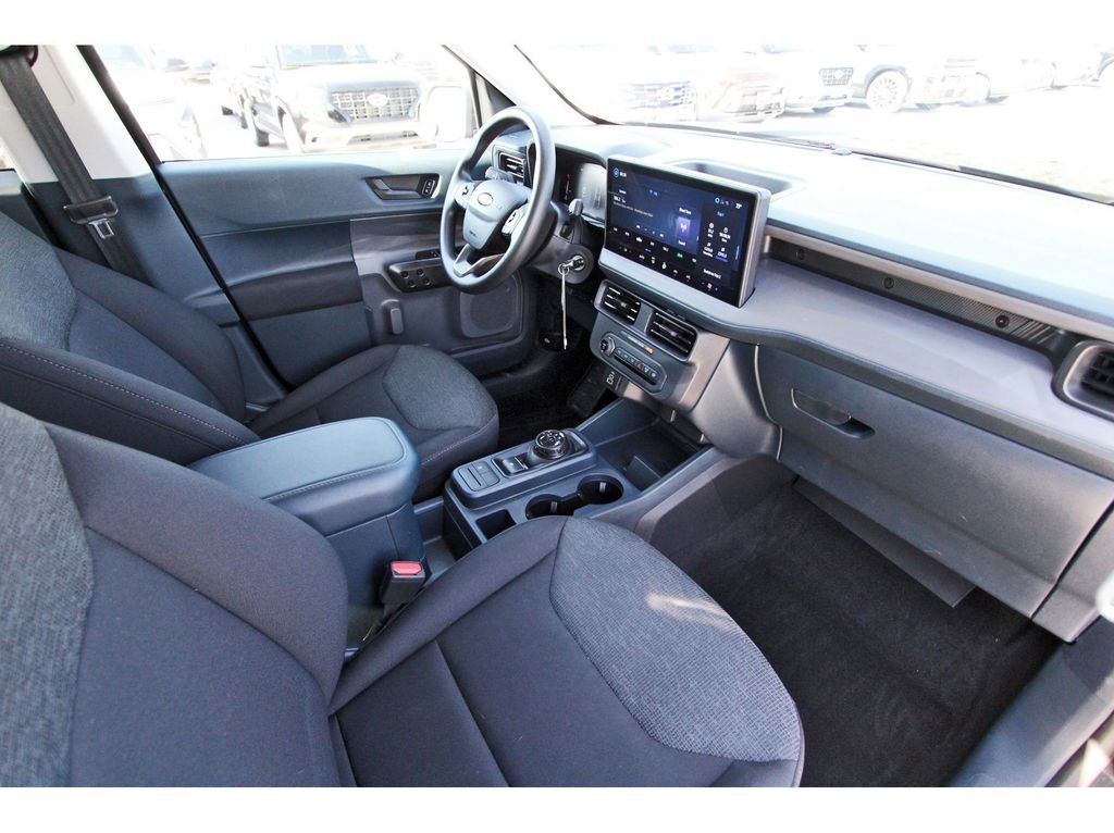 Certified 2025 Ford Maverick XL FWD image 30