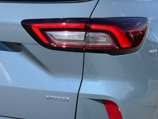 Certified 2023 Ford Escape ST-Line w/ Tech Pack #1 AWD/4WD image 29