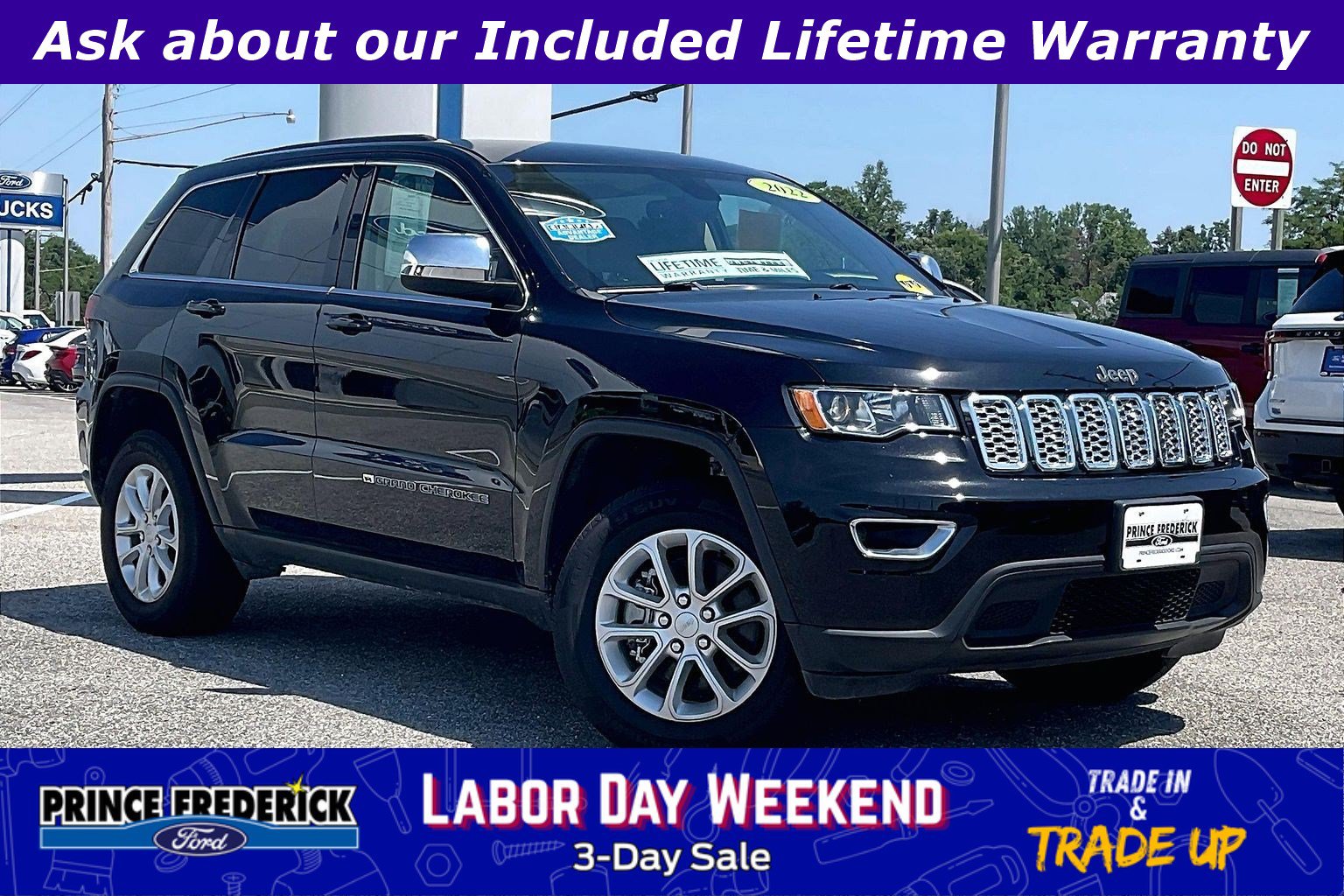 Used 2022 Jeep Grand Cherokee Laredo E AWD/4WD image 1