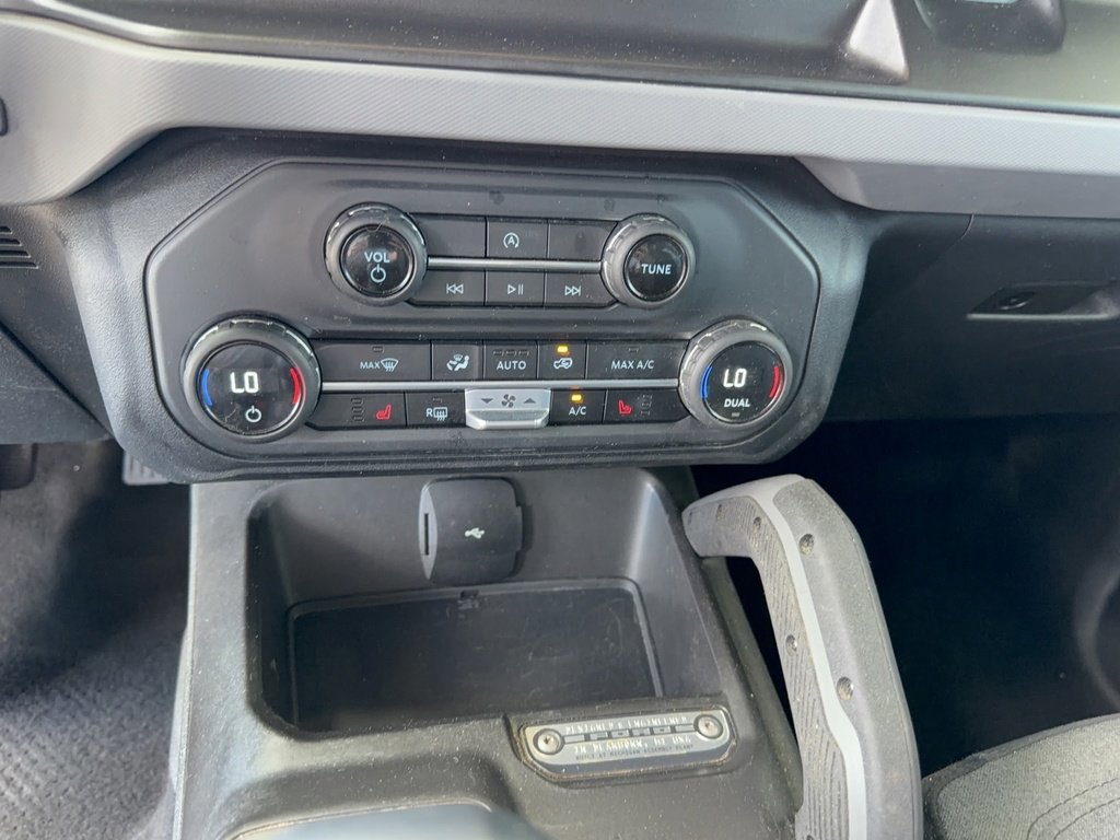 Certified 2023 Ford Bronco Big Bend w/ Sasquatch Package image 21