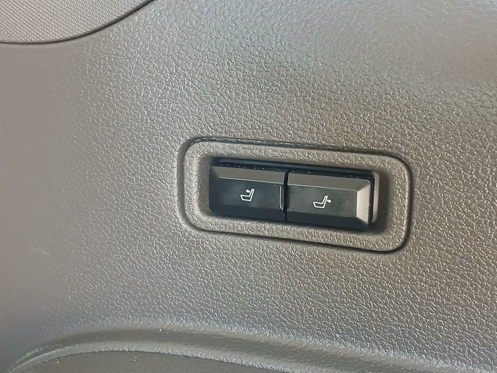 Certified 2021 Ford Expedition XLT RWD image 25