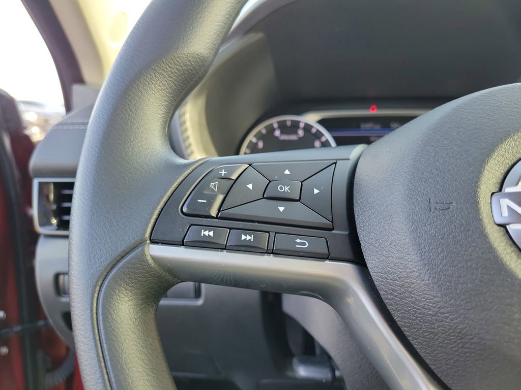 Used 2024 Nissan Sentra SV image 23