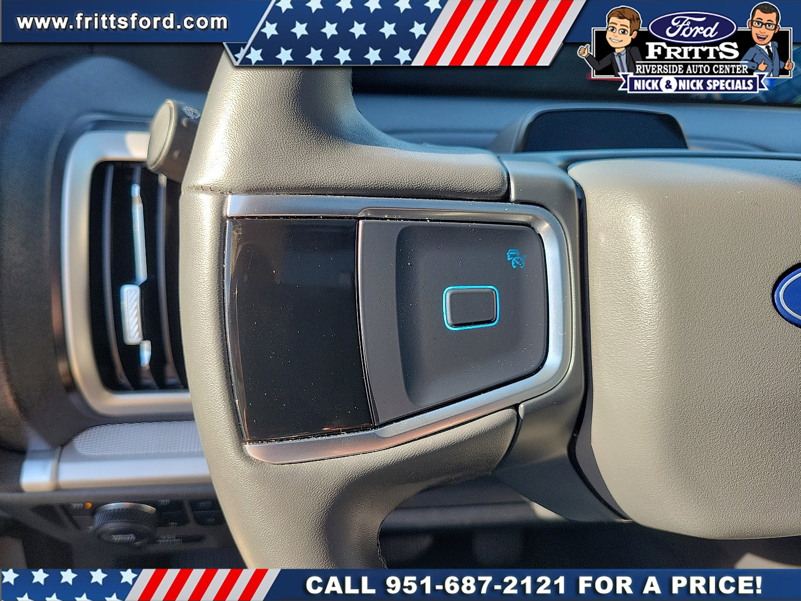 Certified 2025 Ford Expedition Active AWD/4WD image 6