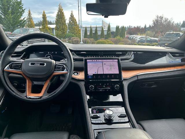Used 2024 Jeep Grand Cherokee L Summit image 7