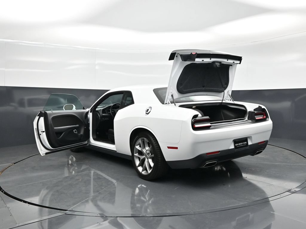 Used 2023 Dodge Challenger GT RWD image 31
