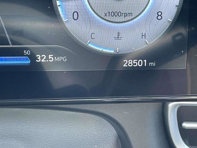 Used 2025 Hyundai Elantra SEL image 15