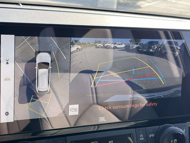 Used 2025 Toyota Grand Highlander AWD image 26