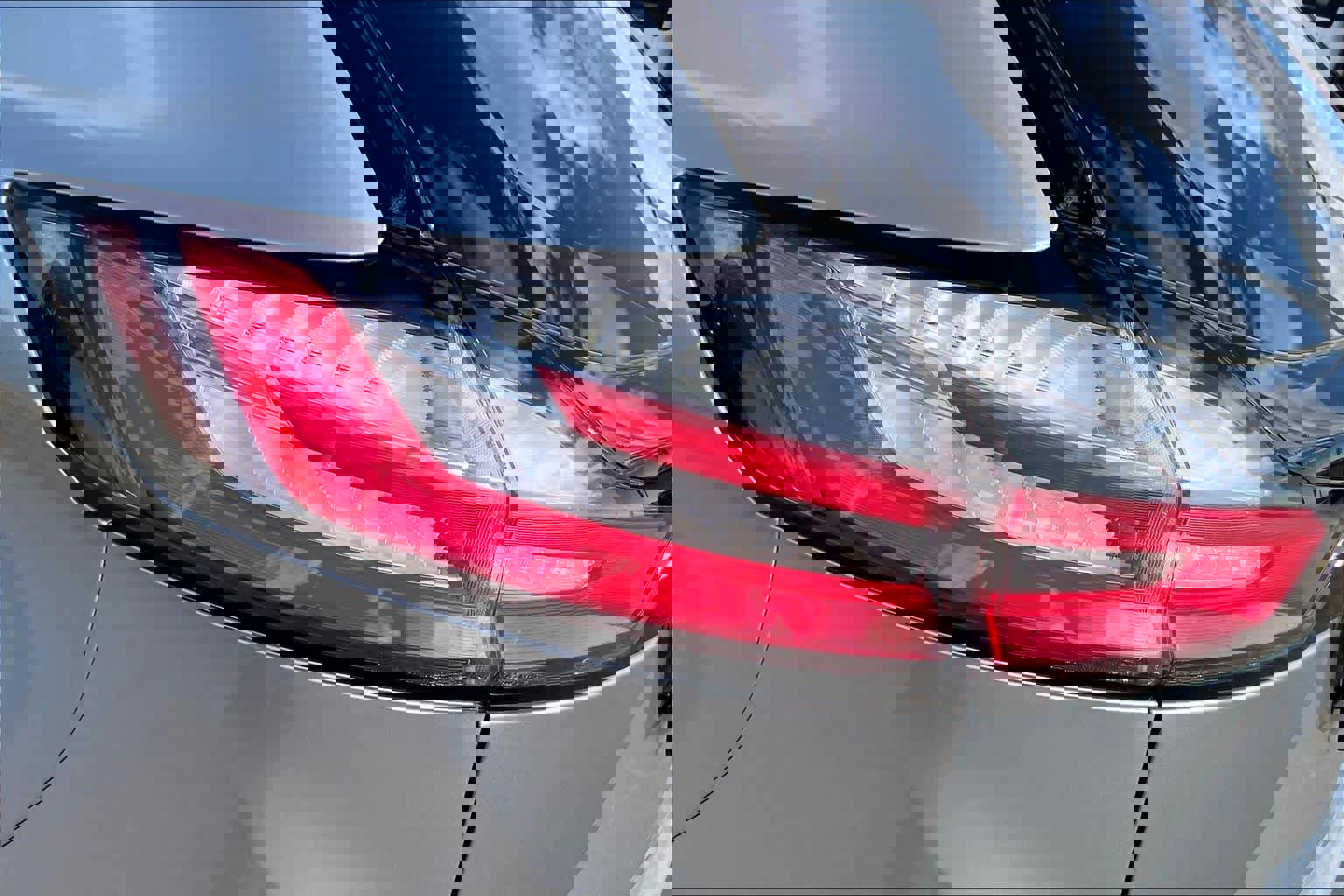 Certified 2024 Ford Edge Titanium image 28