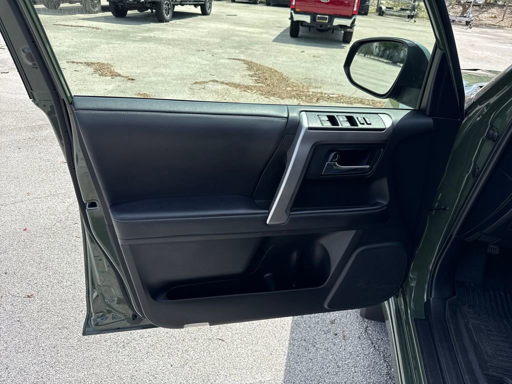 Used 2022 Toyota 4Runner TRD Sport RWD image 12