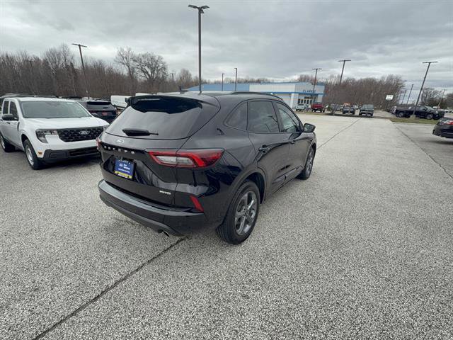 Certified 2023 Ford Escape ST-Line Select w/ Tech Pack #2 image 5