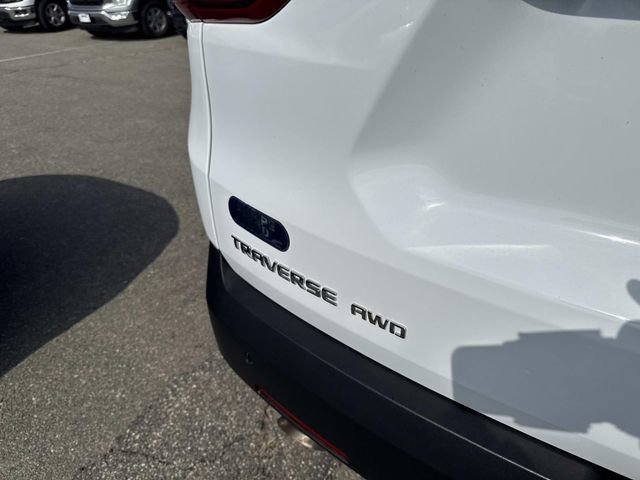 Used 2021 Chevrolet Traverse LT image 5