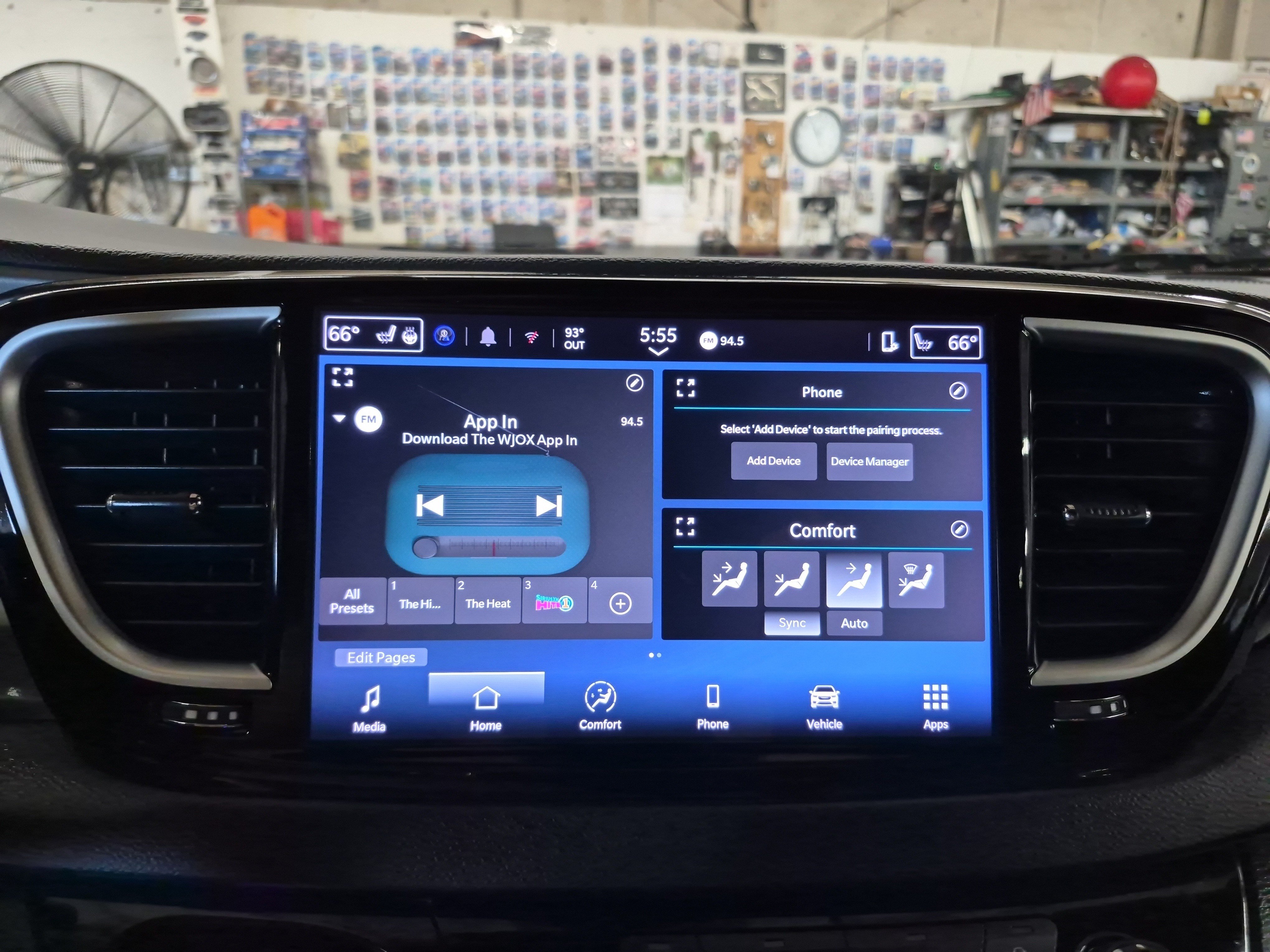 Used 2025 Chrysler Pacifica Select FWD image 33
