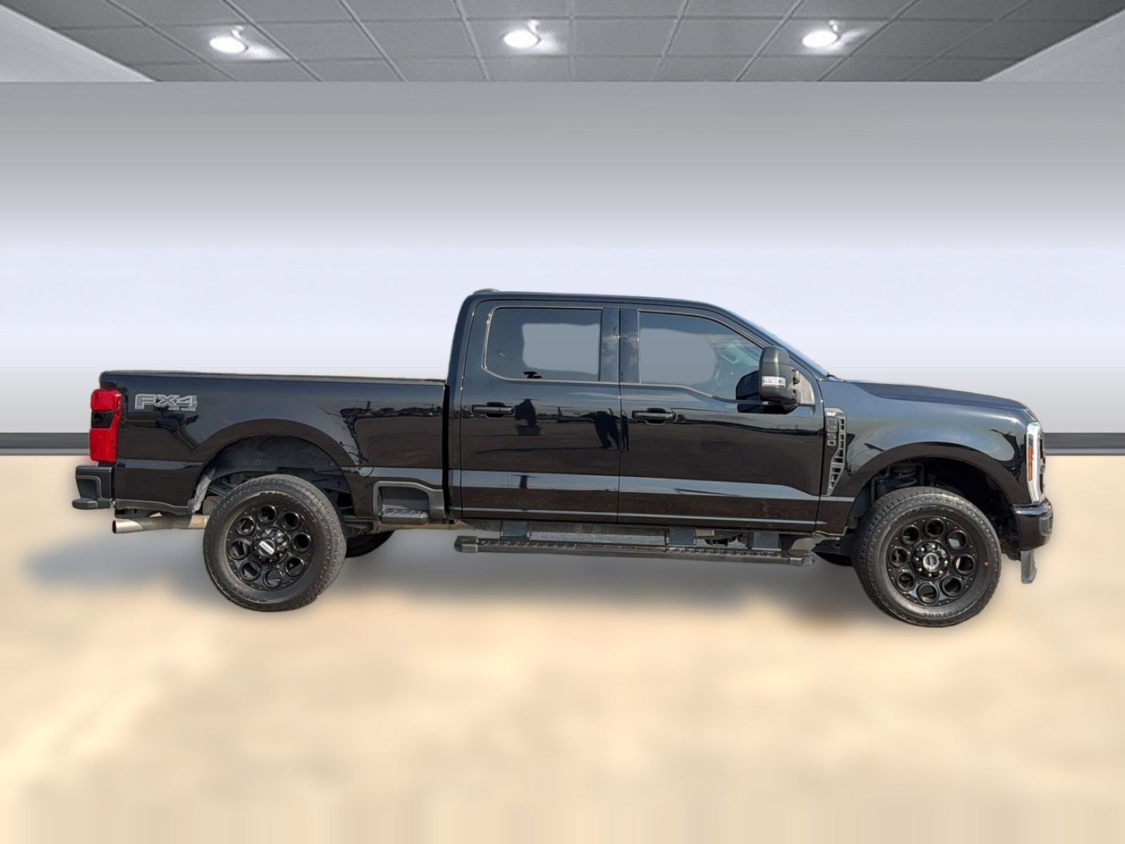 Certified 2025 Ford F250 XLT w/ Black Appearance Package AWD/4WD image 8