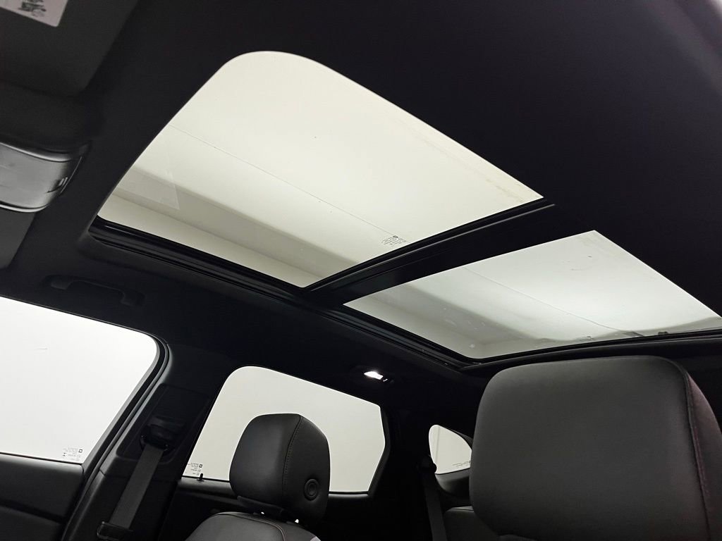 Used 2024 Chevrolet Blazer RS w/ Enhanced Convenience Package image 4