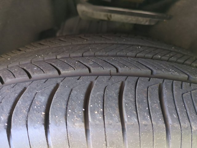 Certified 2020 Ford Explorer XLT w/ Equipment Group 202A RWD image 13