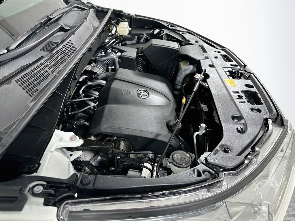 Used 2019 Toyota Highlander XLE image 9