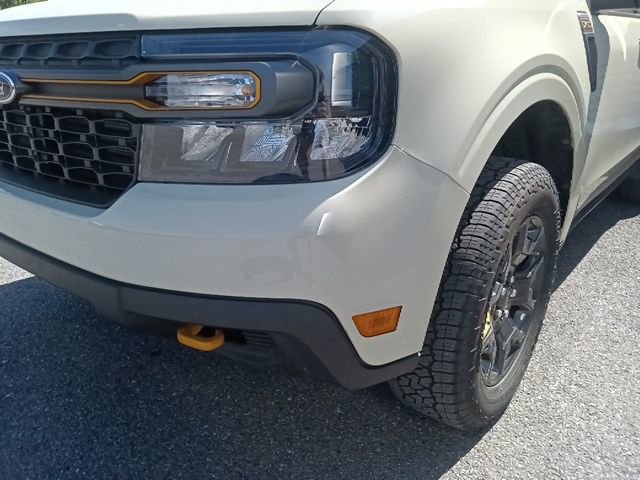 Certified 2024 Ford Maverick Tremor w/ Tremor Off-Road Package AWD/4WD image 9
