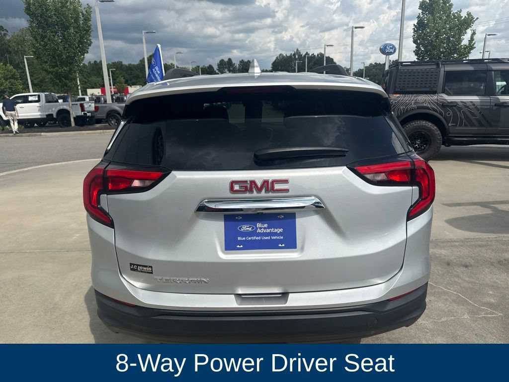 Used 2021 GMC Terrain SLE w/ Driver Convenience Package FWD image 5