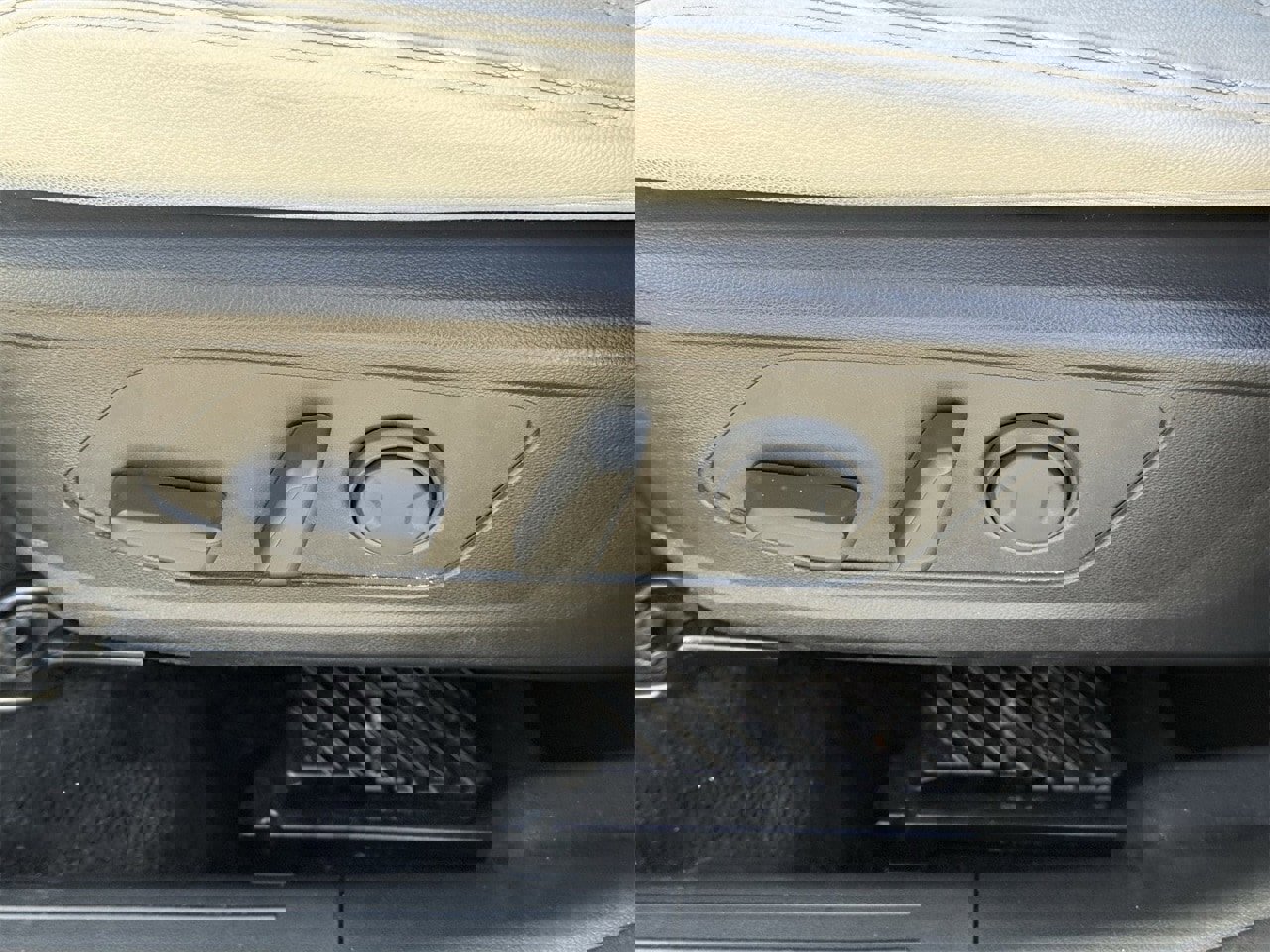 Used 2022 Hyundai Tucson Limited image 27